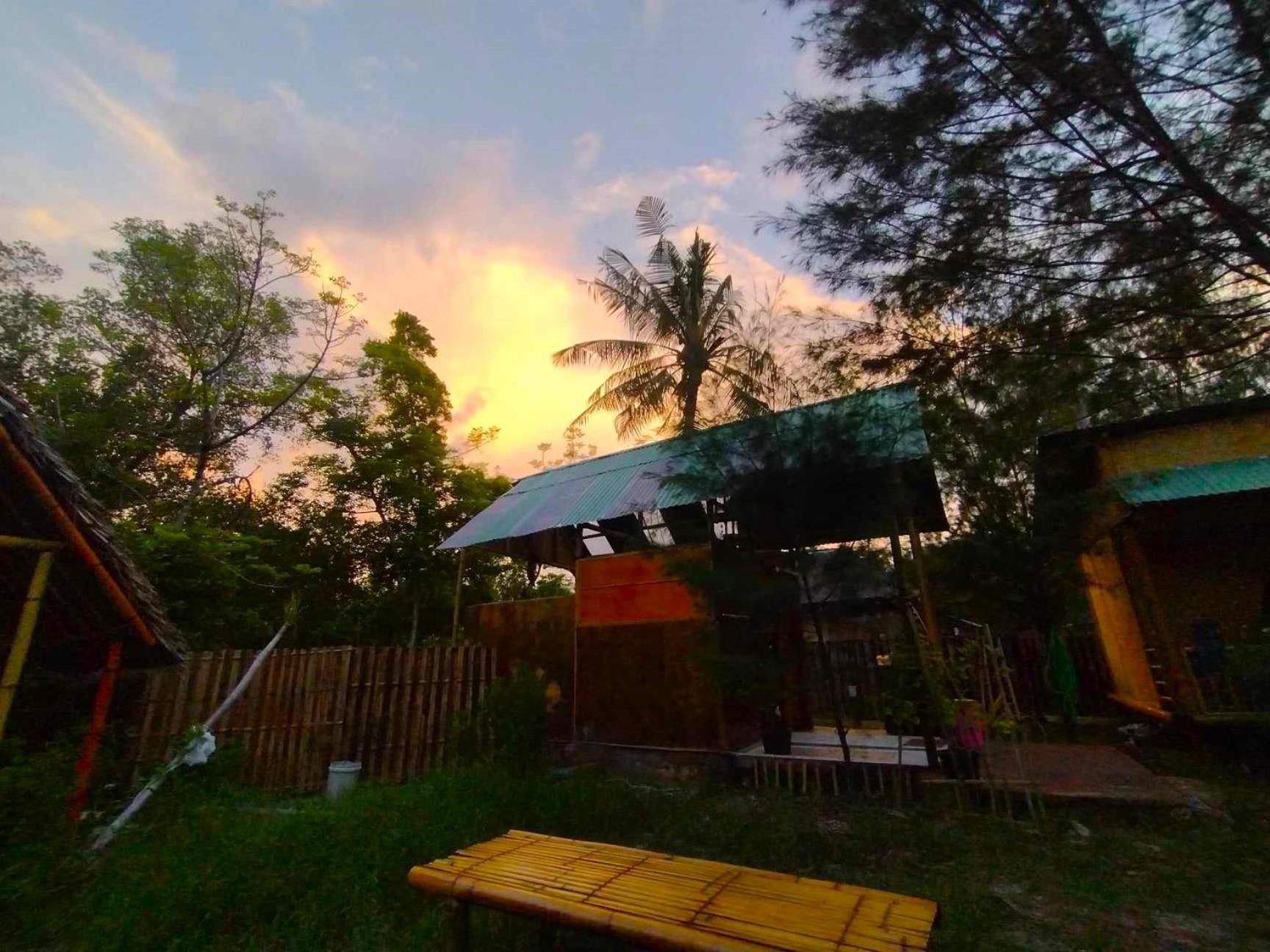Uncle Hippie'S Dream Hostel Gili Meno Exterior foto
