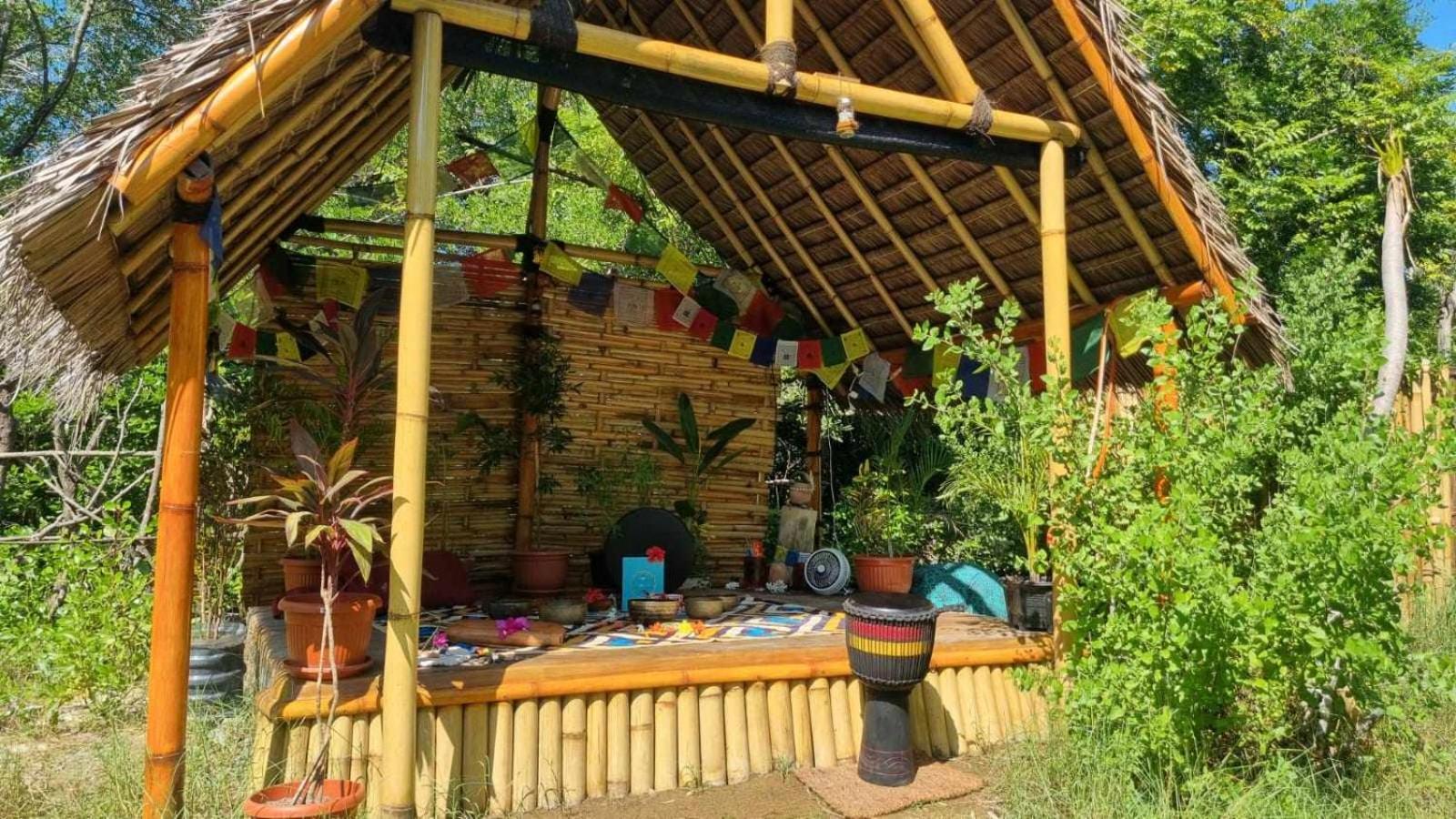 Uncle Hippie'S Dream Hostel Gili Meno Exterior foto